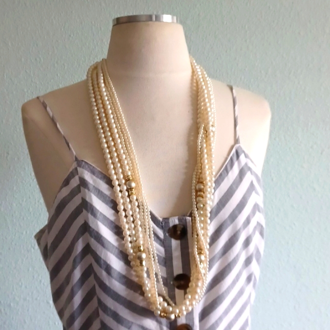 Pearl Style Necklace